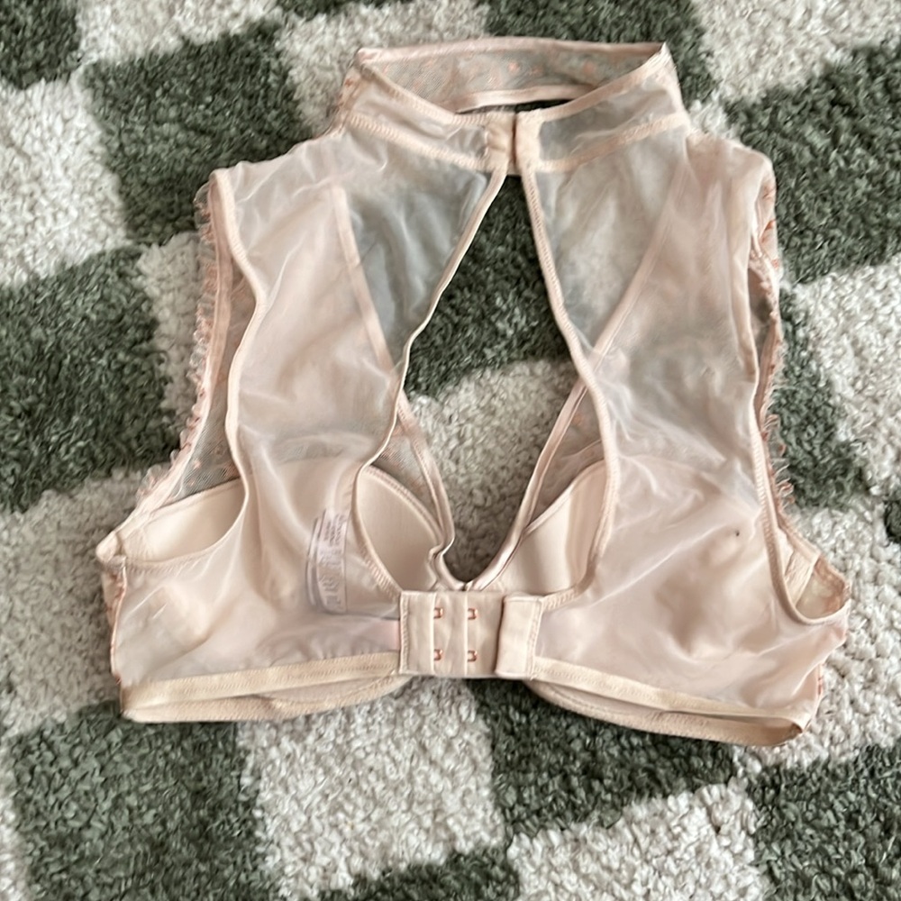 Victoria’s Secret bralette - Picture 2 of 5